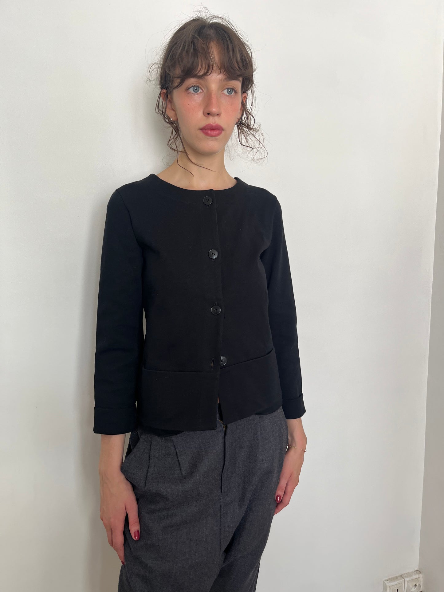AGNES B