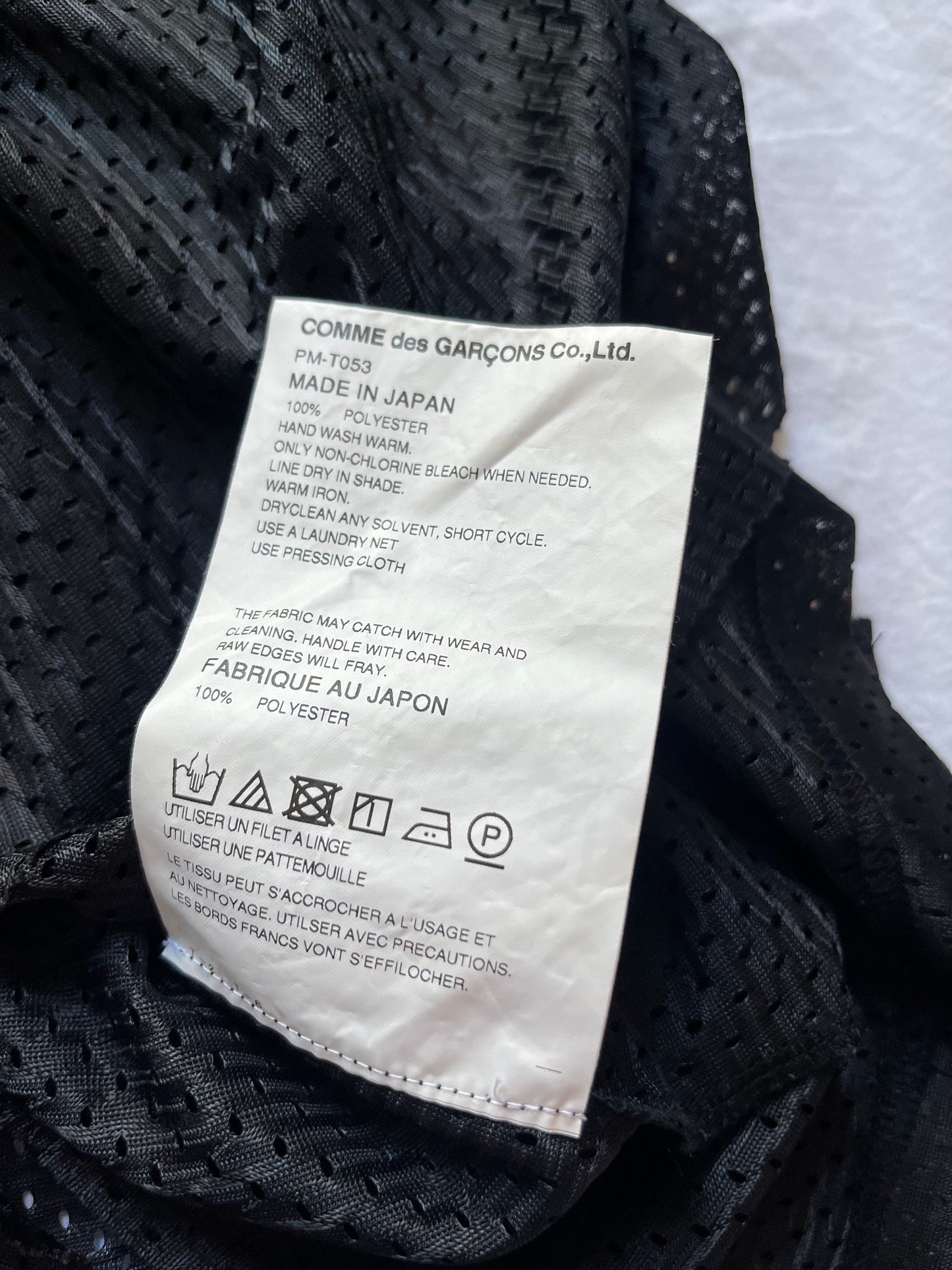 COMME DES GARÇONS